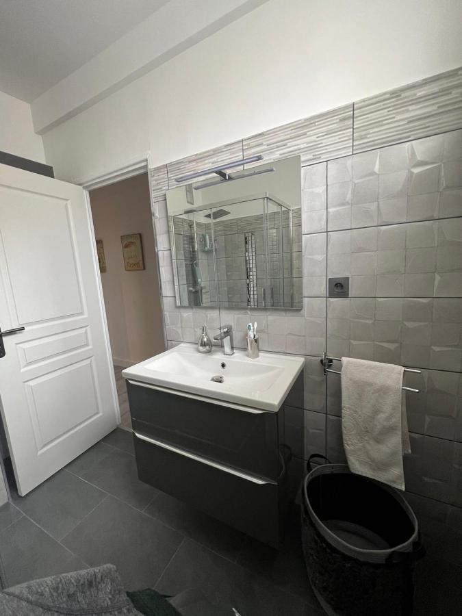 Gorgeous 2 Bedrooms Holiday Apartement Ница Екстериор снимка