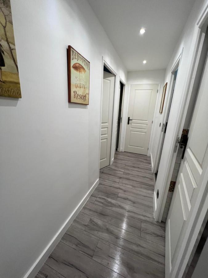 Gorgeous 2 Bedrooms Holiday Apartement Ница Екстериор снимка