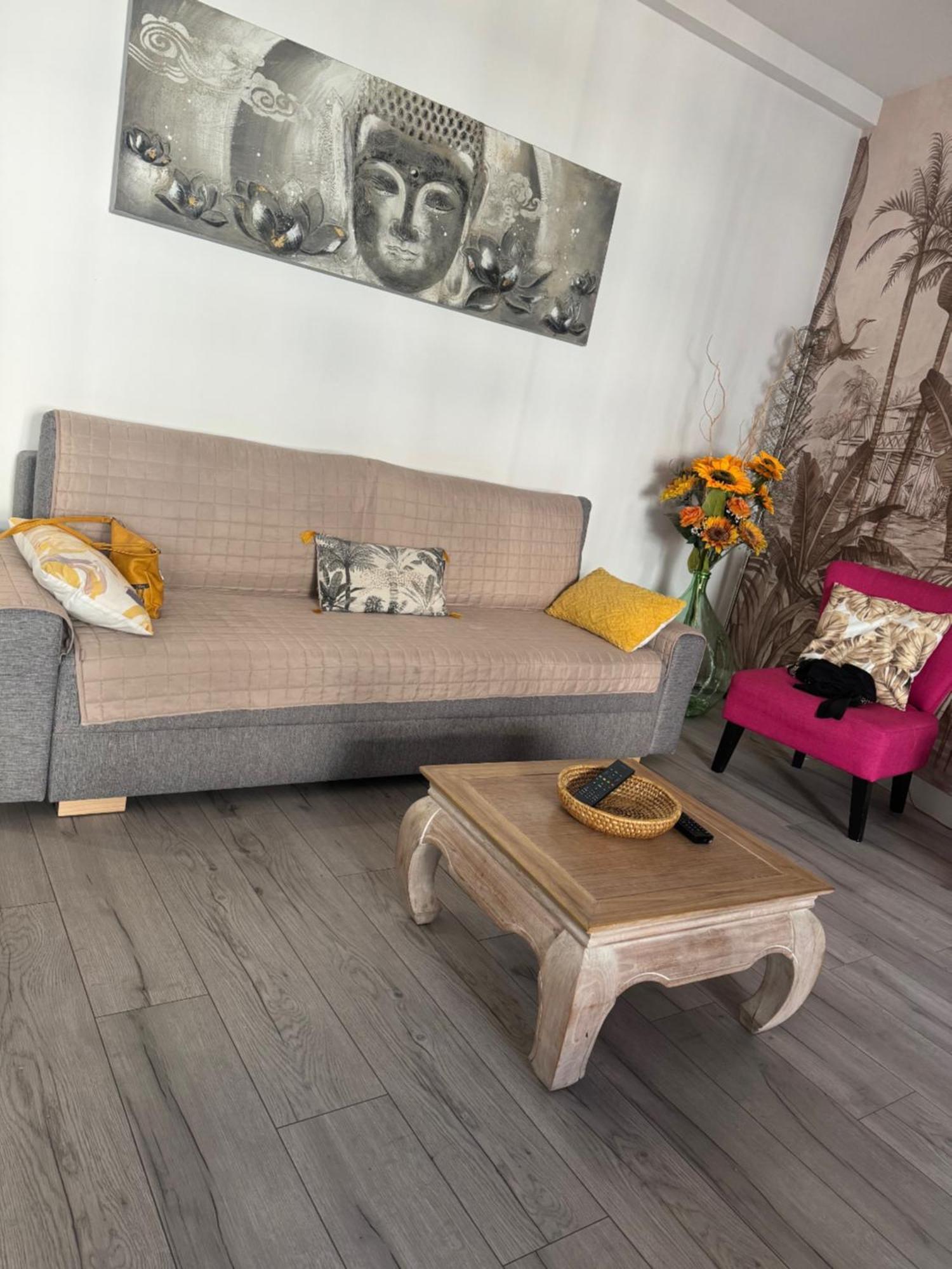 Gorgeous 2 Bedrooms Holiday Apartement Ница Екстериор снимка