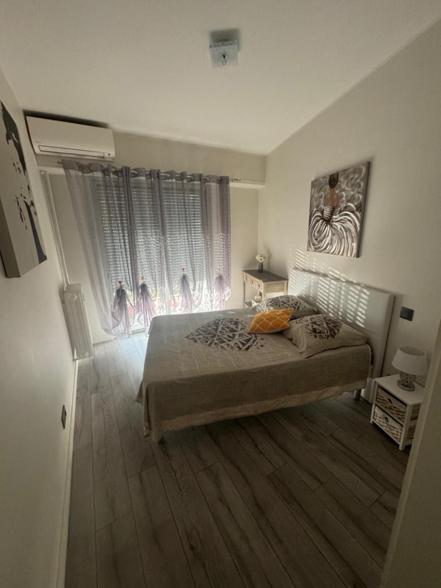 Gorgeous 2 Bedrooms Holiday Apartement Ница Екстериор снимка